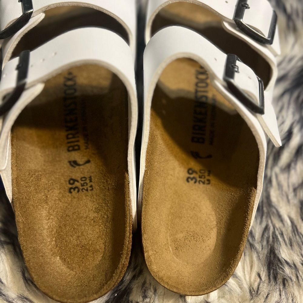 - Womens Arizona Birkenstock - Picture 2 of 4